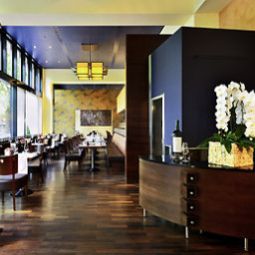 Sala śniadaniowa w restauracji Pullman Berlin Schweizerhof Fotos