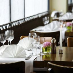 Sala śniadaniowa w restauracji Pullman Berlin Schweizerhof Fotos