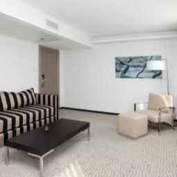 Suite Golden Tulip Reiss Fotos