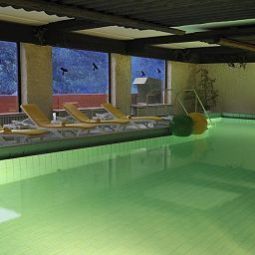 Pool Lochmühle Country Hotel Fotos
