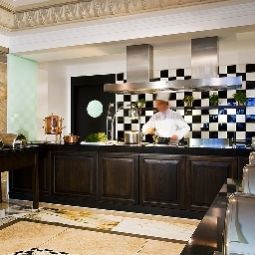 Sala colazione nel ristorante Le Meridien Grand Hotel Fotos