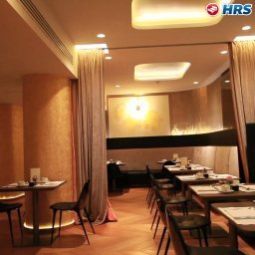 Salle du petit-déjeuner située dans le restaurant Starhotels Rosa Grand Fotos