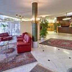 Hall Grand Hotel Cravat City Center Fotos