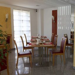 Salle du petit-déjeuner Graf Lehndorff Fotos