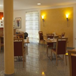 Salle du petit-déjeuner Graf Lehndorff Fotos