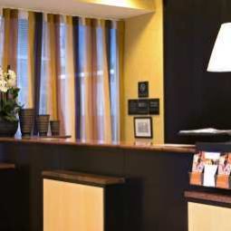 Hall Hampton Inn Manhattan35th StEmpire State Bldg Fotos