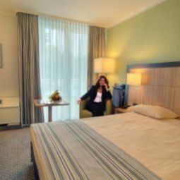 Chambre Holiday Inn DÜSSELDORF AIRPORT - RATINGEN Fotos