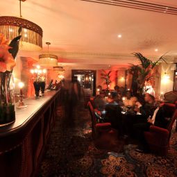 Bar Warwick Barsey Fotos