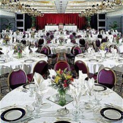 Bankettsaal a Coast Hotel The Benson Fotos