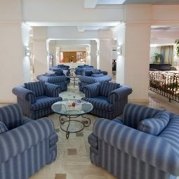 Холл Le Mas d´Artigny & Spa Fotos
