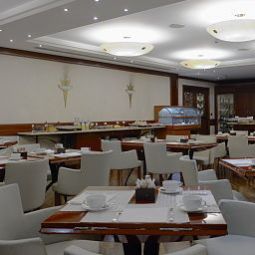 Буфет NH Ambasciatori Fotos