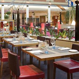 Frühstücksraum im Restaurant Novotel London Heathrow Airport Fotos