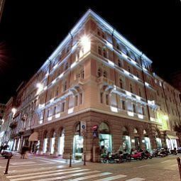 Exterior view Continentale Fotos