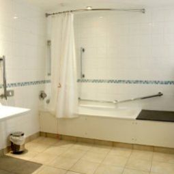 Pokój Holiday Inn PORTSMOUTH Fotos