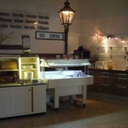 Buffet Central Tegel Fotos