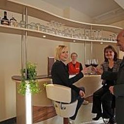 Bar Spitzberg Garni Fotos
