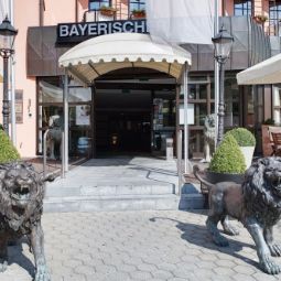 Vue extérieure Bayerischer Hof Fotos