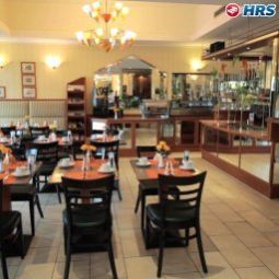 Breakfast room within restaurant ibis Styles Berlin an der Oper Fotos