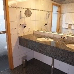 Ванная Ringhotel Adler Fotos