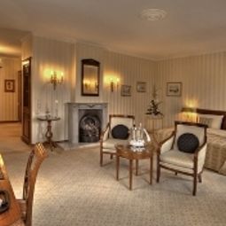Junior-Suite Schloss Reinhartshausen Kempinski Fotos