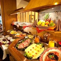Buffet Norderstedter Hof by Centro Comfort Fotos