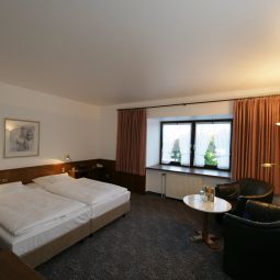  Jägerhof Fotos