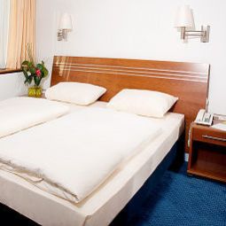 Zimmer Neotel Fotos