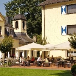 Terrasse Parkhotel Schloss Hohenfeld Fotos