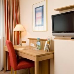 Zimmer Parkhotel Schloss Hohenfeld Fotos