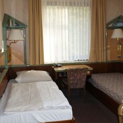  PP-Hotel Grefrather Hof Fotos