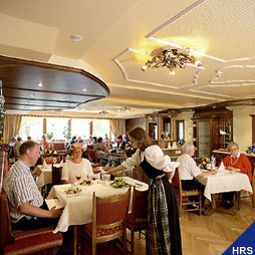 Sala de desayuno en el restaurante 3 Könige Fotos