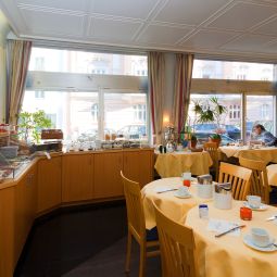 Buffet Golden Leaf Parkhotel im Lehel Fotos