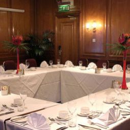 Vista all'interno Holiday Inn HULL MARINA Fotos