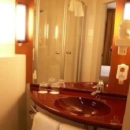 Ванная Star Inn Hotel Regensburg Zentrum Fotos