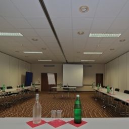  Ramada Vienna South Fotos
