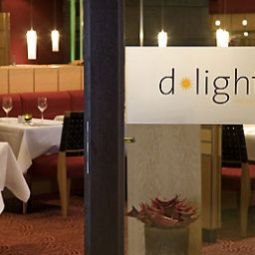 Salle du petit-déjeuner située dans le restaurant Pullman Cologne Fotos