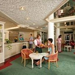 Hall Sternsteinhof an der Therme Fotos