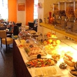 Buffet Central Fotos