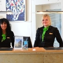 Recepción Frühlings-Hotel Fotos