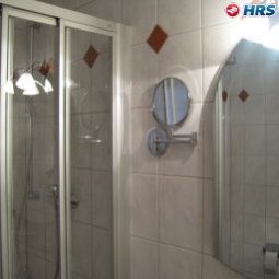 Camera da bagno Altstadthotel Schex Fotos