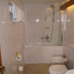Camera da bagno Barbarossa City-Hotel Fotos
