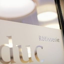 Du Commerce Fotos