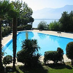 Pool Eden Palace au Lac Fotos