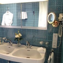 Camera da bagno Grand Hotel Excelsior du Lac Fotos