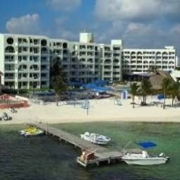 Hotel photos Aquamarina Beach Resort