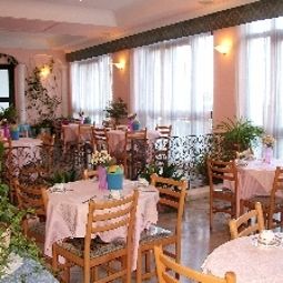 Sala colazione nel ristorante Astoria Fotos