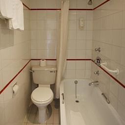 Bathroom Norfolk Towers Fotos