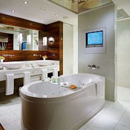 Camera da bagno The Westin Grand Berlin Fotos