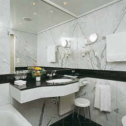 Badezimmer Maritim proArte Fotos