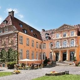 Exterior view Sportschloss Velen Fotos